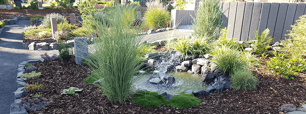 Blumen-Fischer Hungen Memoriam Garten