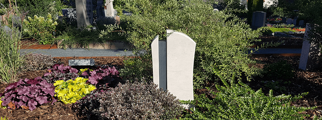 Blumen-Fischer Hungen Memoriam Garten